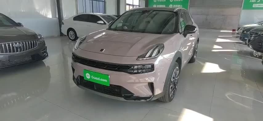 领克06 2021款 1.5T Shero粉色特别版实拍1