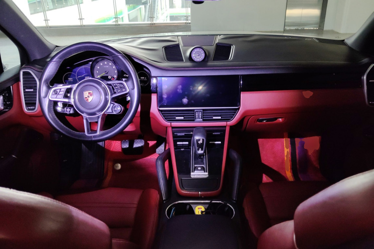 保时捷 Cayenne新能源 2019款 Cayenne E-Hybrid 2.0T中控内饰7002