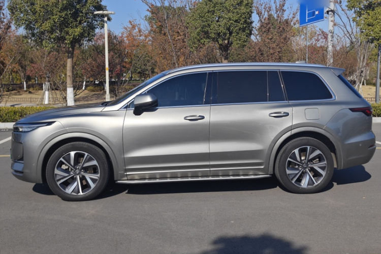 理想汽车 理想ONE 2021款 增程6座版车身外观6006