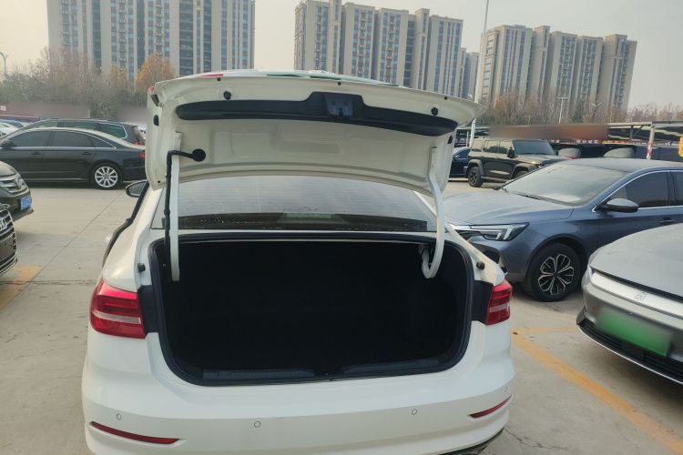 大众 朗逸 2019款 1.5L 自动视野版 国VI机舱底盘23