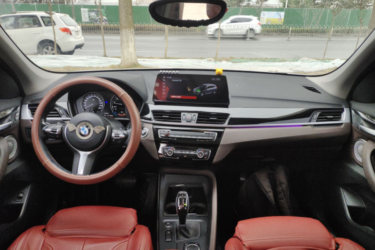 宝马X1 2022款 sDrive25Li 领先型中控内饰12