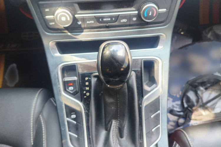 吉利汽车 帝豪 2021款 UP 1.5L CVT向上版局部细节18