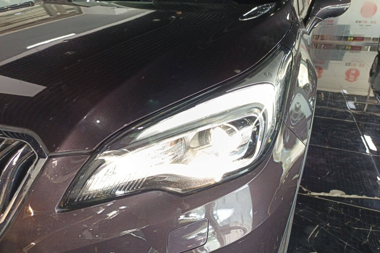 别克 昂科威 2017款 28T 四驱精英型局部细节36