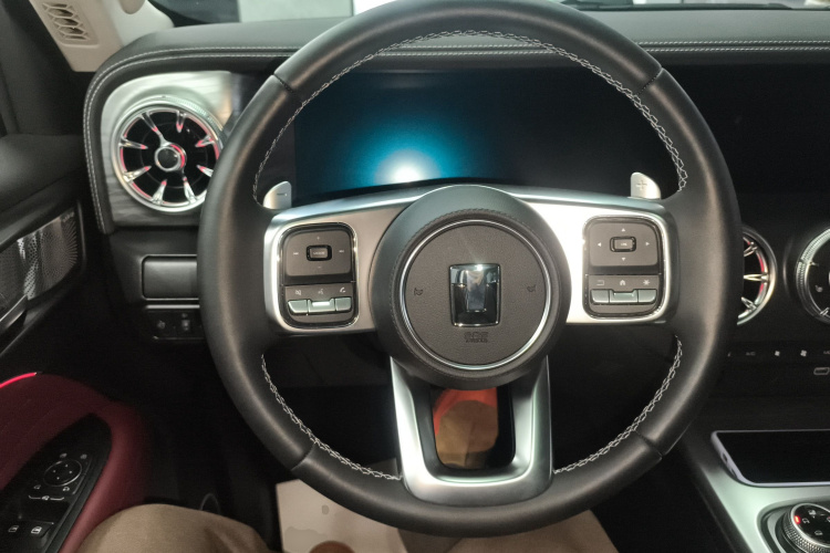 坦克300 2024款 2.0T 征服者中控内饰13