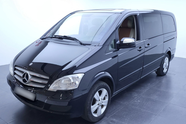 奔驰 唯雅诺 2013款 3.0L 舒适版车身外观6001