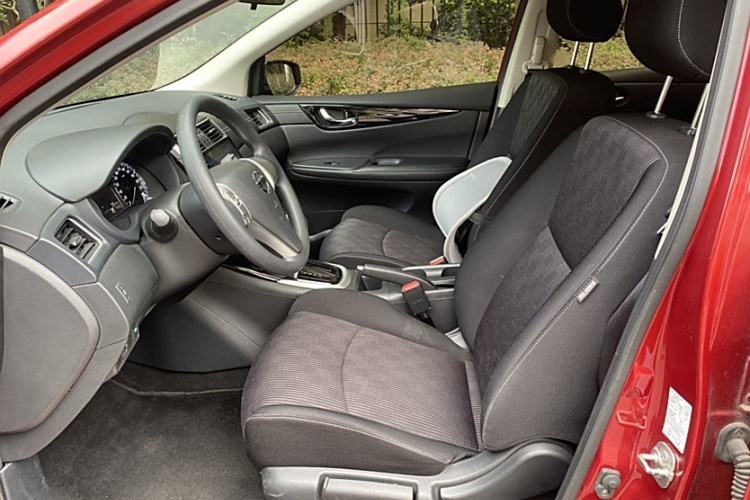 日产 骐达TIIDA 2016款 1.6L CVT酷动版中控内饰7002