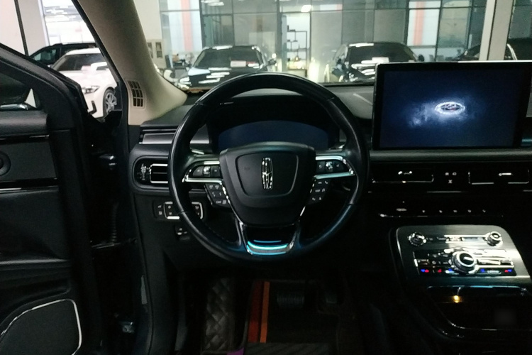 林肯 航海家 2022款 2.7T 四驱尊雅版中控内饰13