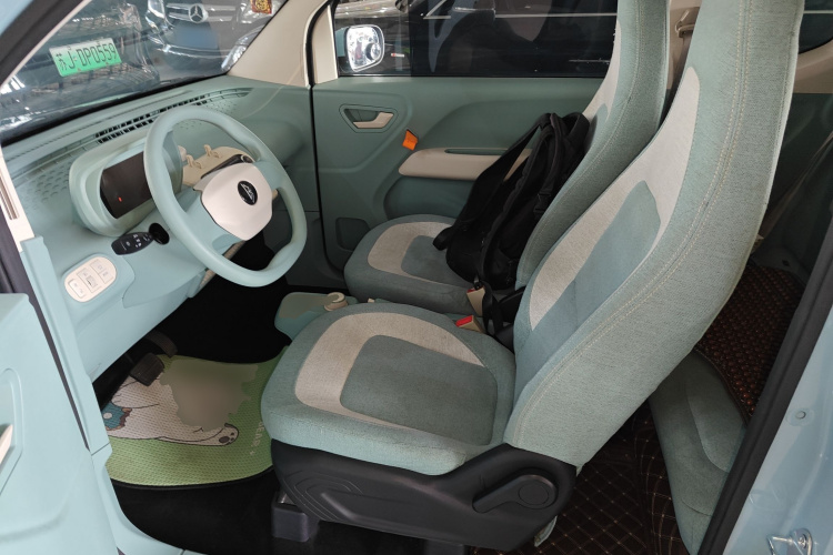 凌宝汽车 凌宝uni 2022款 微甜版中控内饰19