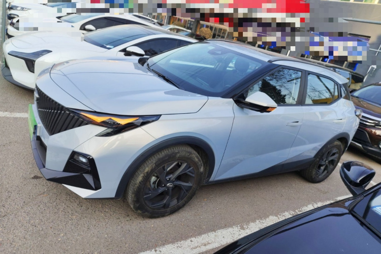 广汽传祺 传祺GS3 2023款 影速 270T 劲智版车身外观4