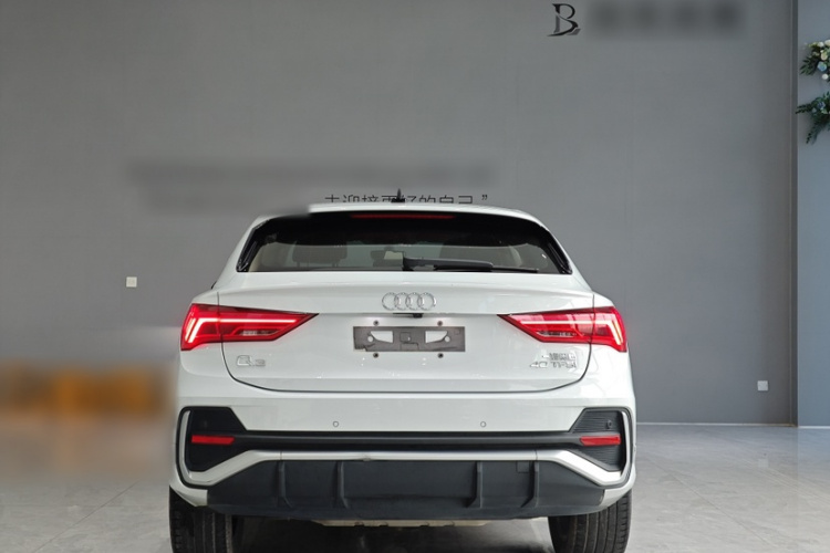 奥迪Q3 Sportback 2020款 40 TFSI 时尚型车身外观6004
