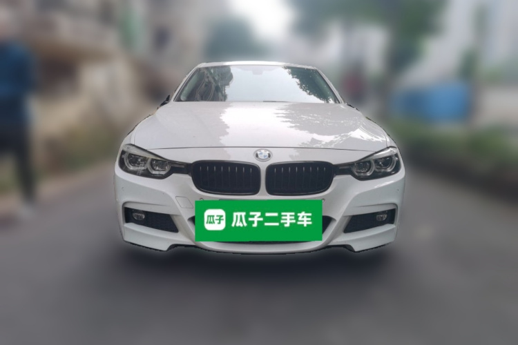 宝马3系 2019款 320Li M运动曜夜版车身外观6001
