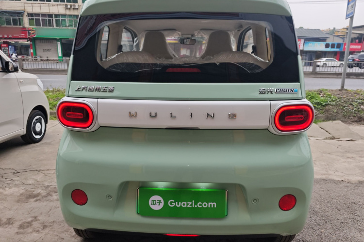 五菱汽车 宏光MINIEV 2024款 第三代 215km 青春版车身外观6