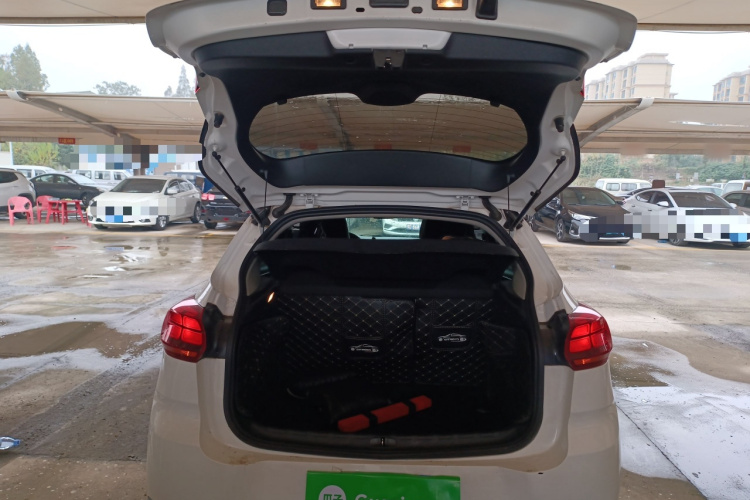 雪铁龙C3-XR 2019款 230THP DCT越领版机舱底盘23