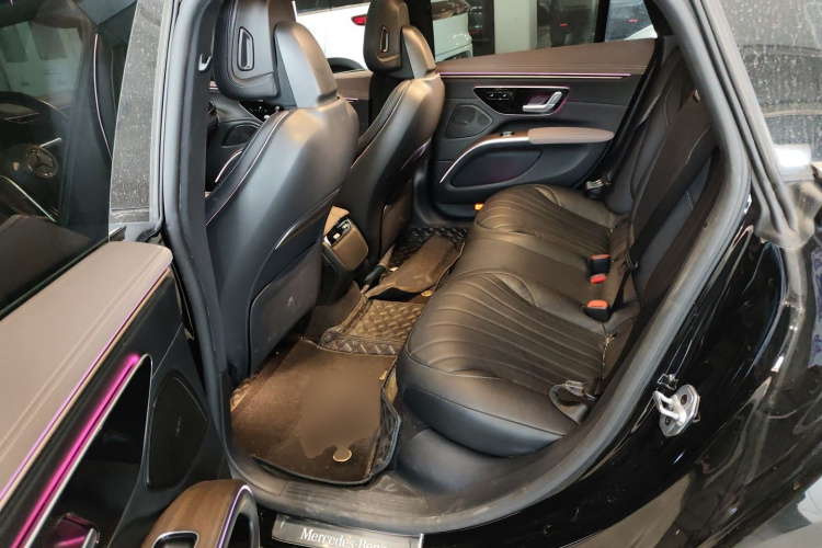 奔驰EQS 2022款 改款 450+ 先锋版中控内饰21