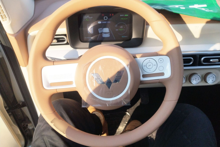 五菱汽车 宏光MINIEV 2024款 第三代 215km 青春版中控内饰13