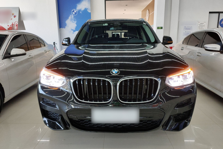 宝马X3 2021款 改款 xDrive28i M运动套装车身外观2