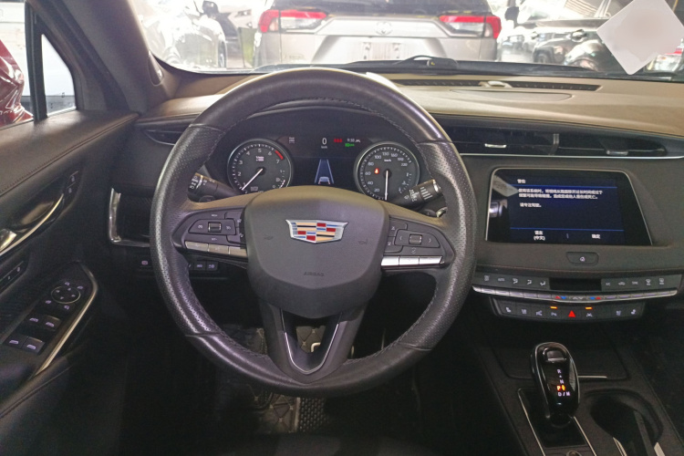 凯迪拉克XT4 2021款 28T 四驱铂金运动版中控内饰13