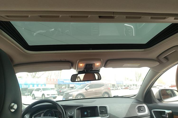 沃尔沃S60 2016款 S60L T5 智驭版局部细节22