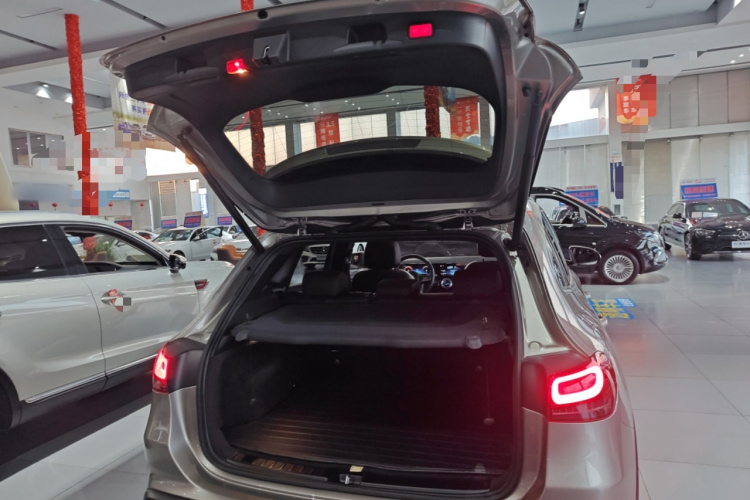 奔驰EQA 2023款 EQA 260机舱底盘23