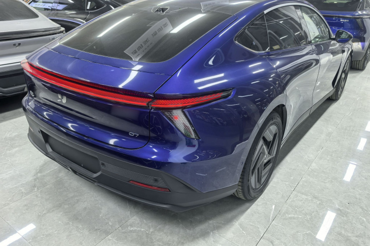 极越07 2024款 标准版车身外观6003