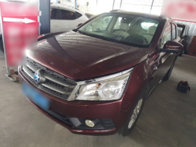 启辰T70 2015款 2.0L CVT睿行版