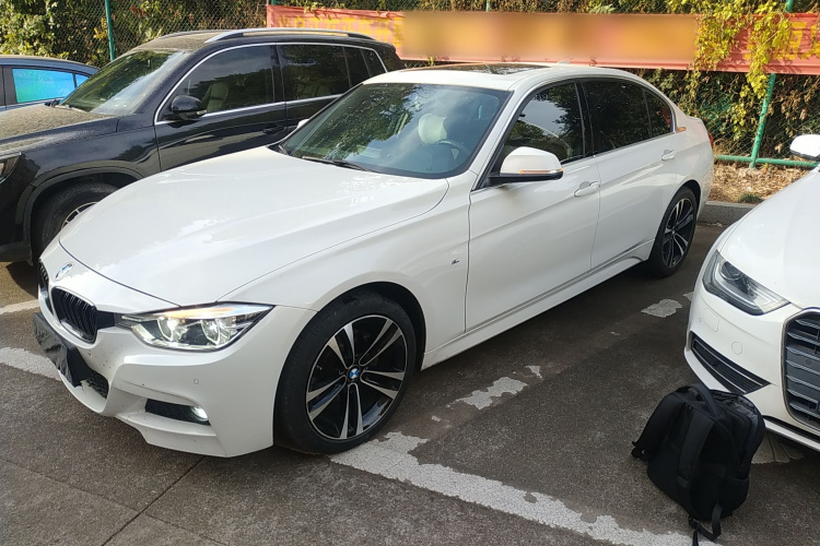 宝马3系 2019款 320Li M运动套装车身外观4