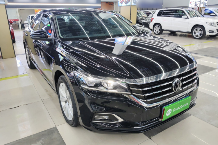 大众 帕萨特 2020款 改款 330TSI 精英版 国VI车身外观3