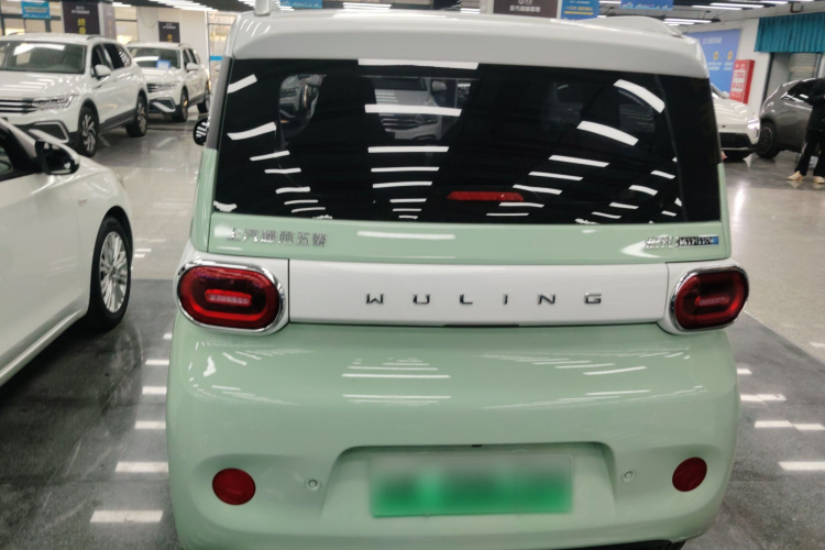 五菱汽车 宏光MINIEV 2024款 第三代 215km 进阶版车身外观6