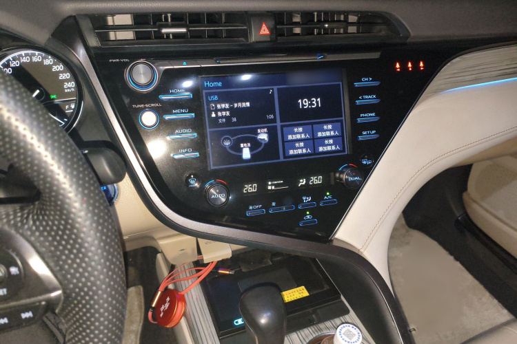 丰田 凯美瑞 2018款 双擎 2.5HG 豪华版局部细节16