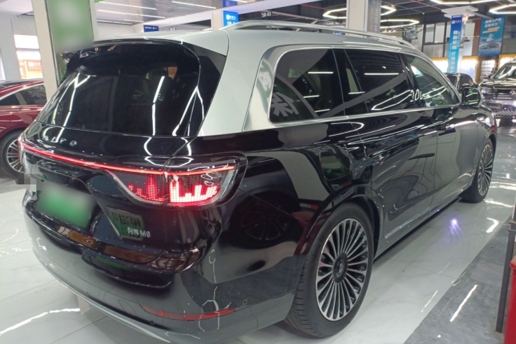 鸿蒙智行 问界M9 2024款 增程 Ultra版 52kWh 5座版车身外观6002