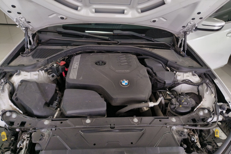 宝马3系 2023款 320Li M运动套装机舱底盘24