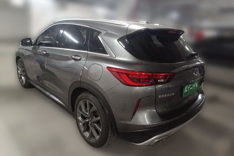 英菲尼迪QX50 2022款 2.0T 两驱领航版车身外观5
