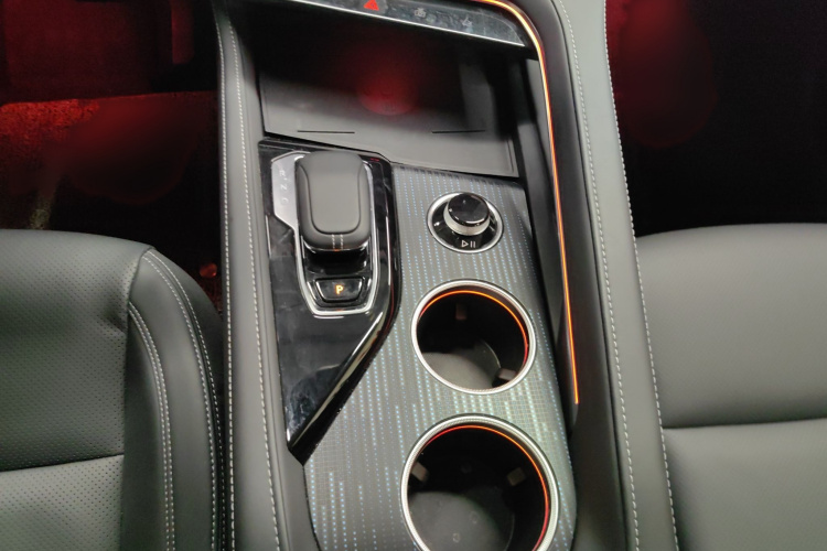 极氪001 2022款 长续航双电机 WE版局部细节18