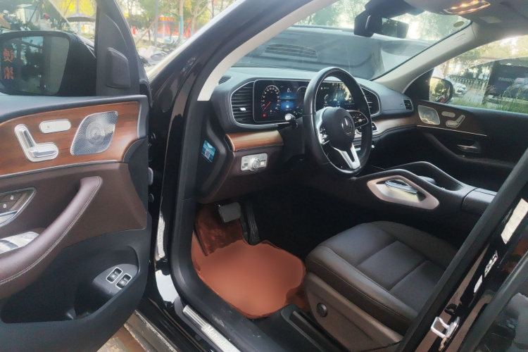 奔驰GLE新能源 2021款 GLE 350 e 4MATIC中控内饰20