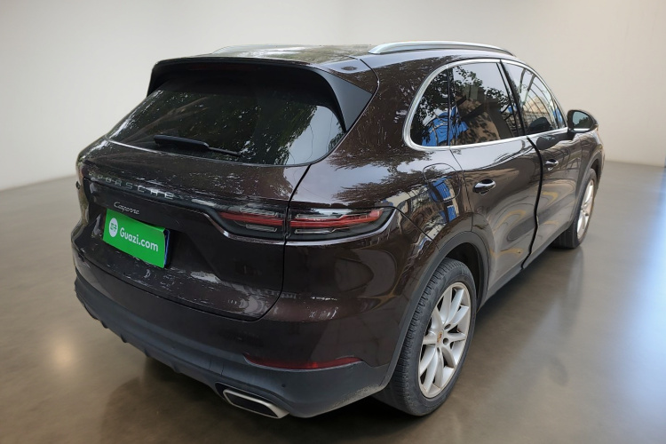 保时捷 2018款 Cayenne 3.0T车身外观7