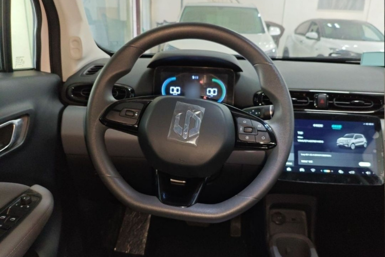 零跑汽车 零跑T03 2024款 200轻享版中控内饰7002