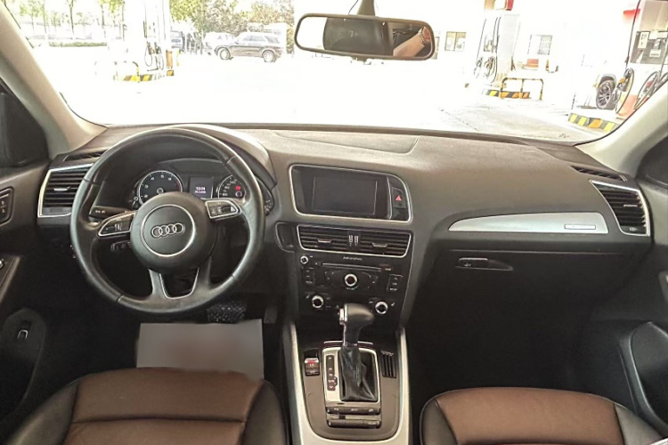奥迪Q5 2016款 40 TFSI 技术型中控内饰7002
