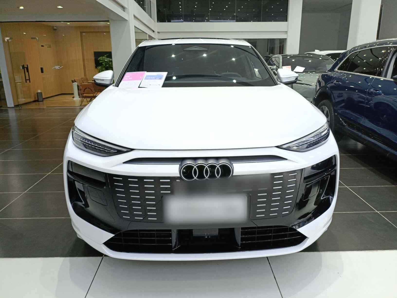 奥迪Q6L e-tron 2026款 超长续航版(1)