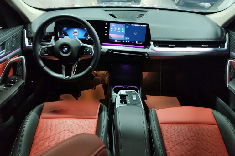 宝马iX1 2023款 eDrive25L M运动套装中控内饰12