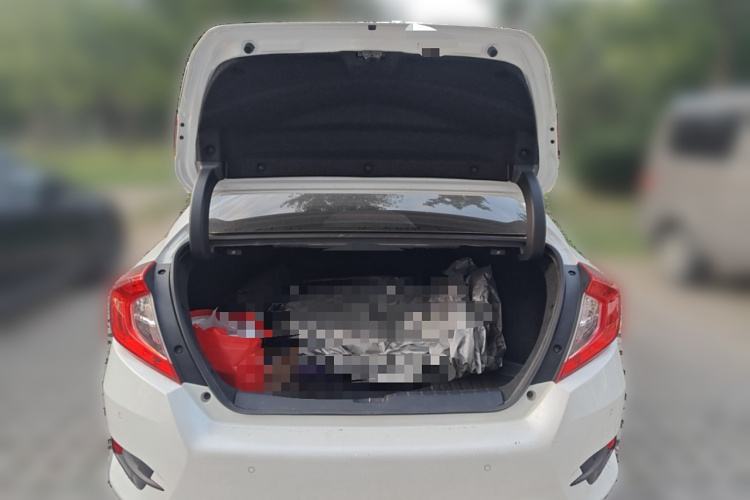 本田 思域 2016款 220TURBO 手动豪华版中控内饰23