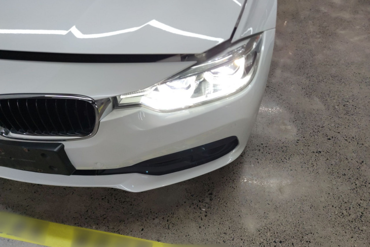 宝马3系 2016款 316i 时尚型局部细节36