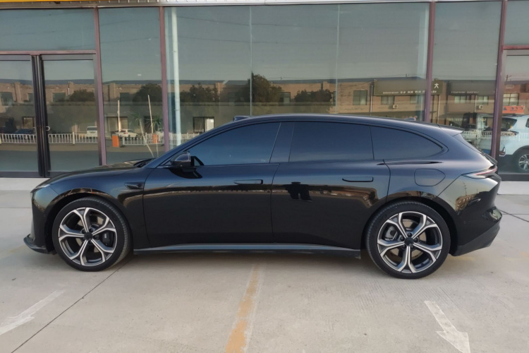 蔚来ET5T 2024款 75kWh Touring车身外观6003