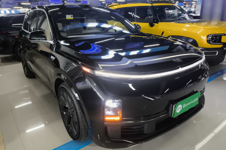 理想汽车 理想L9 2024款 Ultra车身外观3