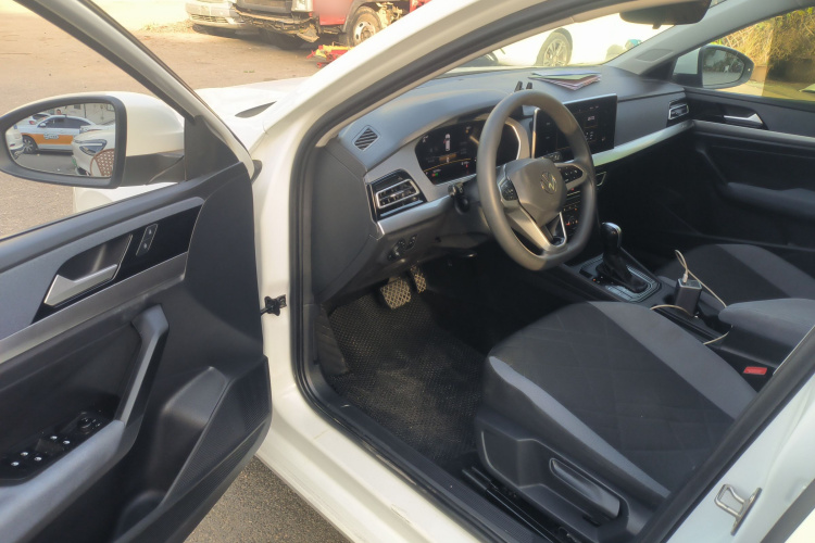 大众 朗逸 2023款 1.5L 自动得逸版中控内饰20