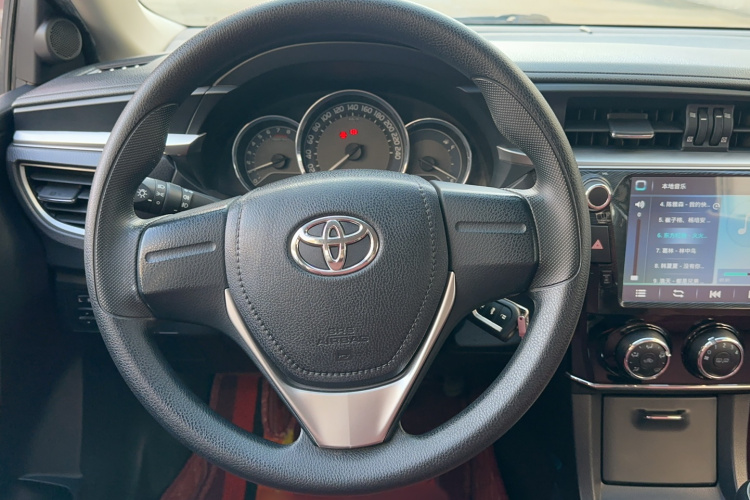 丰田 卡罗拉 2014款 1.6L 手动GL中控内饰7003
