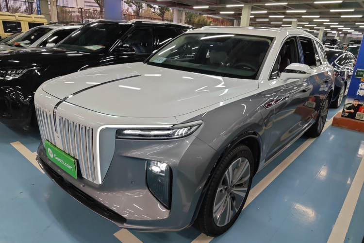 红旗E-HS9 2024款 690km 旗享版 六座车身外观1