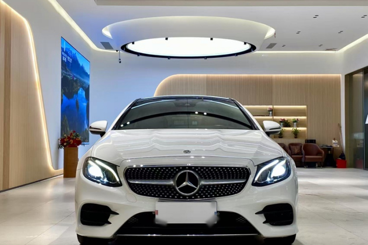 奔驰E级(进口) 2017款 E 200 4MATIC 轿跑车车身外观6002