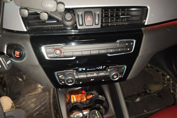 宝马X1 2019款 sDrive20Li 领先型局部细节16