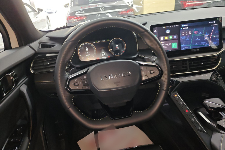 领克06 2023款 Remix 1.5T 劲Halo中控内饰13