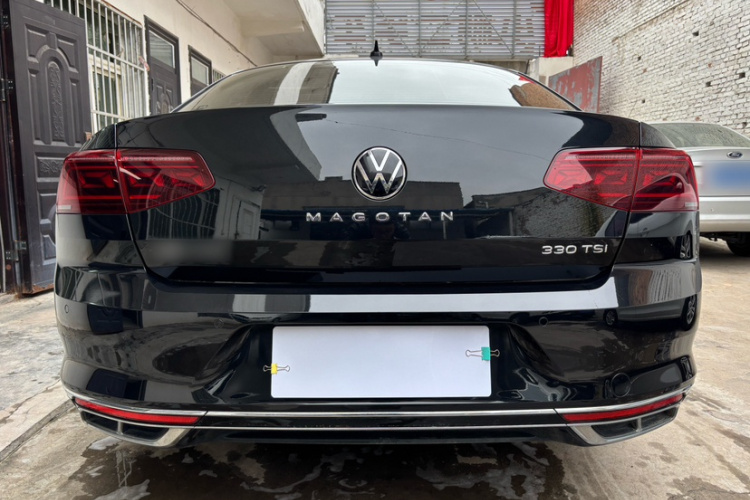 大众 迈腾 2023款 200万辆纪念版 330TSI DSG豪华型车身外观6003